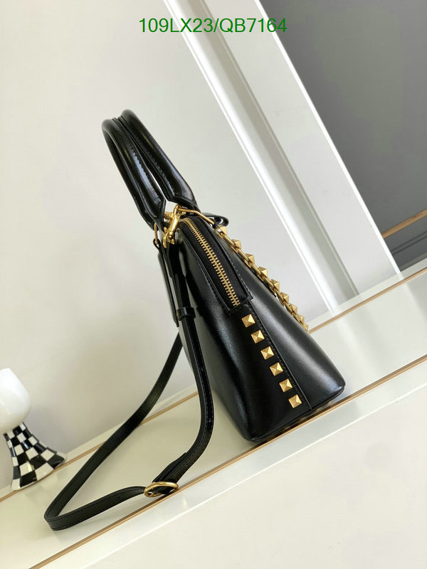 Valentino Bag-(4A)-Handbag- Code: QB7164 $ 142USD
