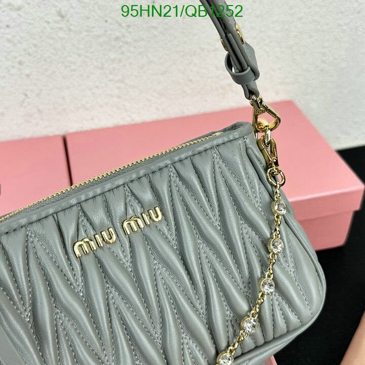 Miu Miu Bag-(4A)-Diagonal- Code: QB1252 $ 124USD