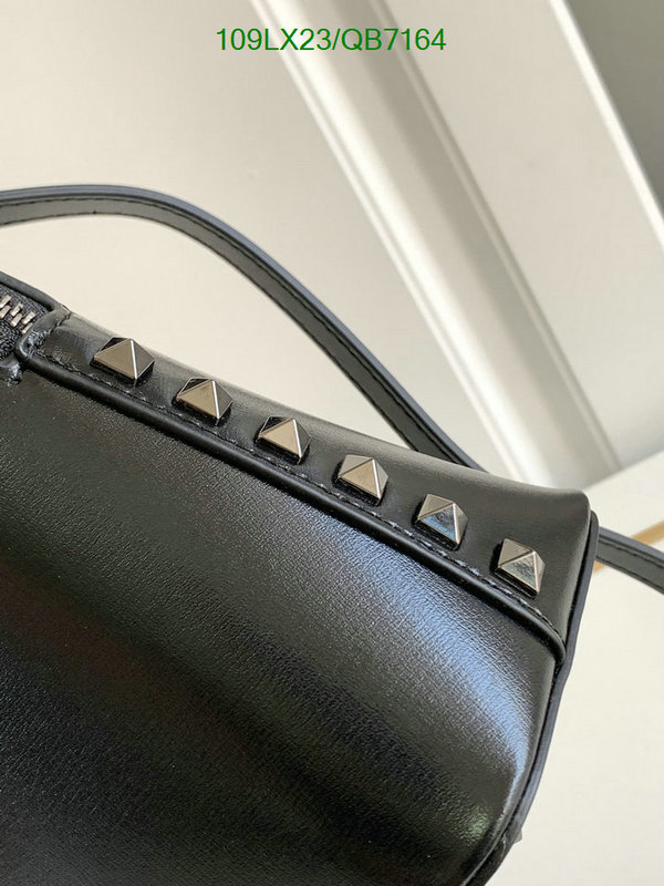 Valentino Bag-(4A)-Handbag- Code: QB7164 $ 142USD