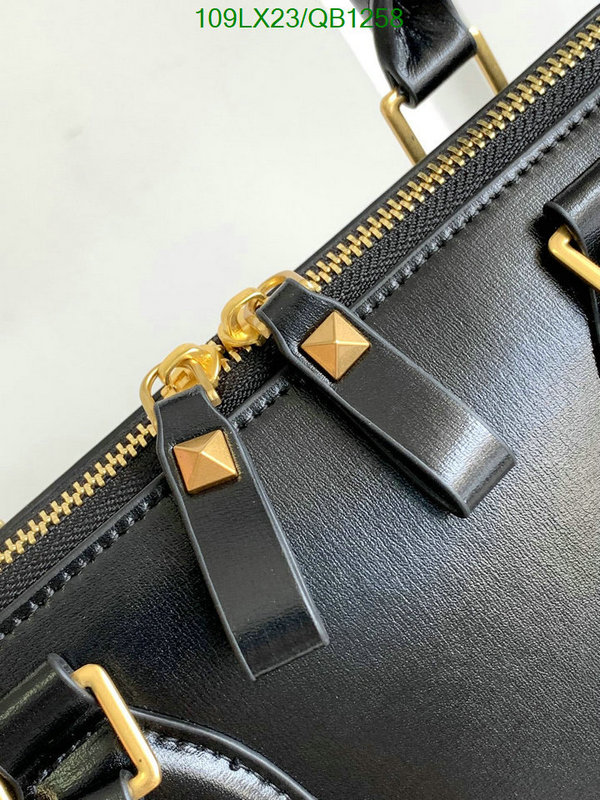 Valentino Bag-(4A)-Handbag- Code: QB1258 $ 142USD