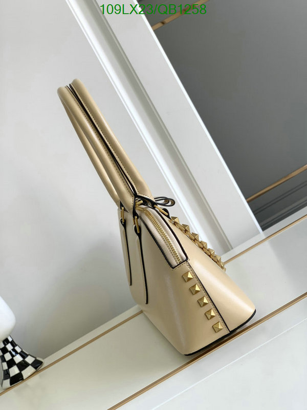 Valentino Bag-(4A)-Handbag- Code: QB1258 $ 142USD