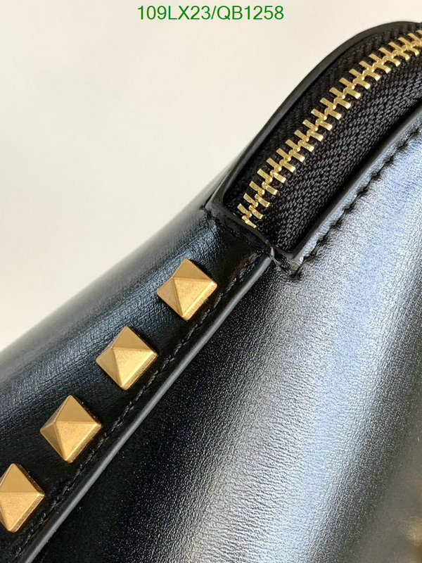 Valentino Bag-(4A)-Handbag- Code: QB1258 $ 142USD