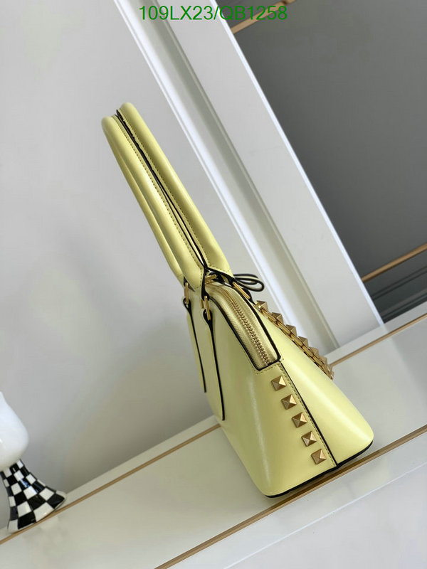 Valentino Bag-(4A)-Handbag- Code: QB1258 $ 142USD