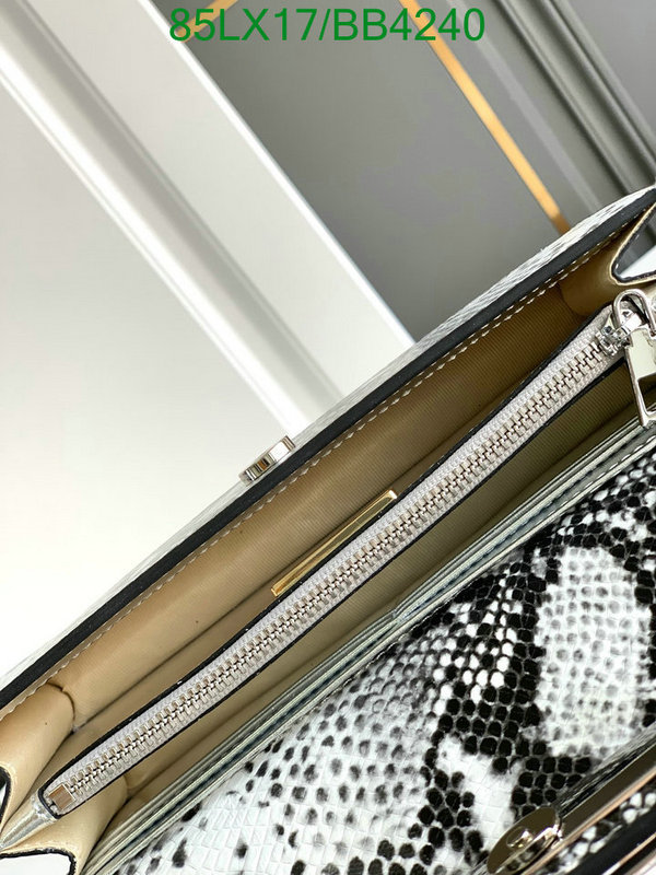 Valentino Bag-(4A)-Diagonal- Code: BB4240 $ 111USD