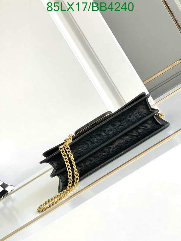 Valentino Bag-(4A)-Diagonal- Code: BB4240 $ 111USD