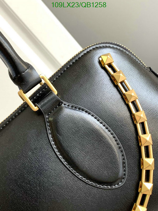 Valentino Bag-(4A)-Handbag- Code: QB1258 $ 142USD