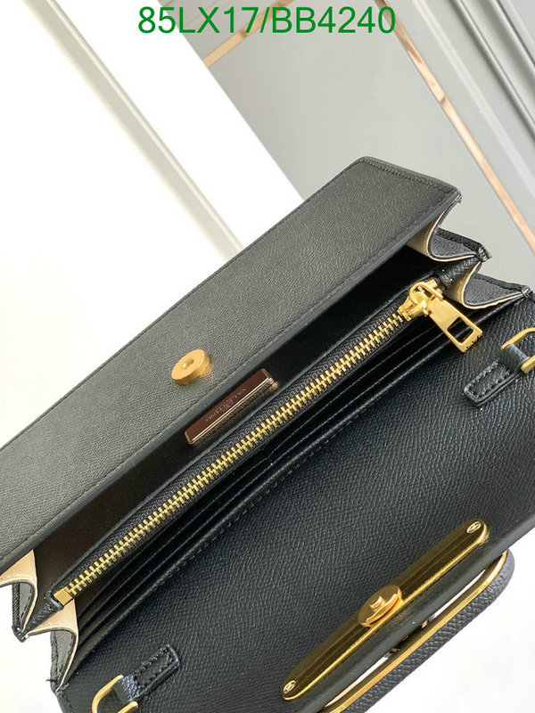 Valentino Bag-(4A)-Diagonal- Code: BB4240 $ 111USD