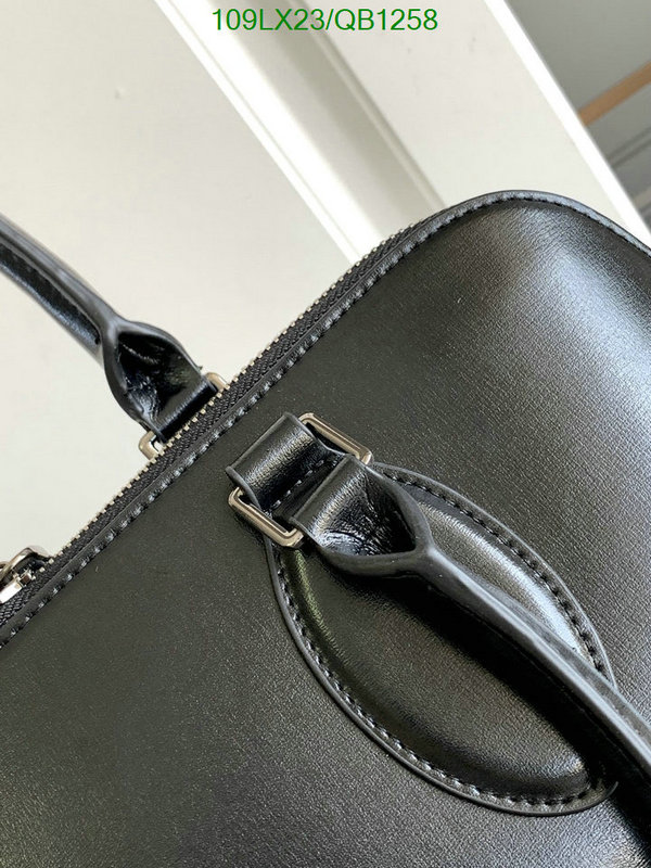 Valentino Bag-(4A)-Handbag- Code: QB1258 $ 142USD