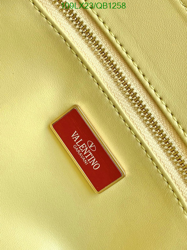 Valentino Bag-(4A)-Handbag- Code: QB1258 $ 142USD