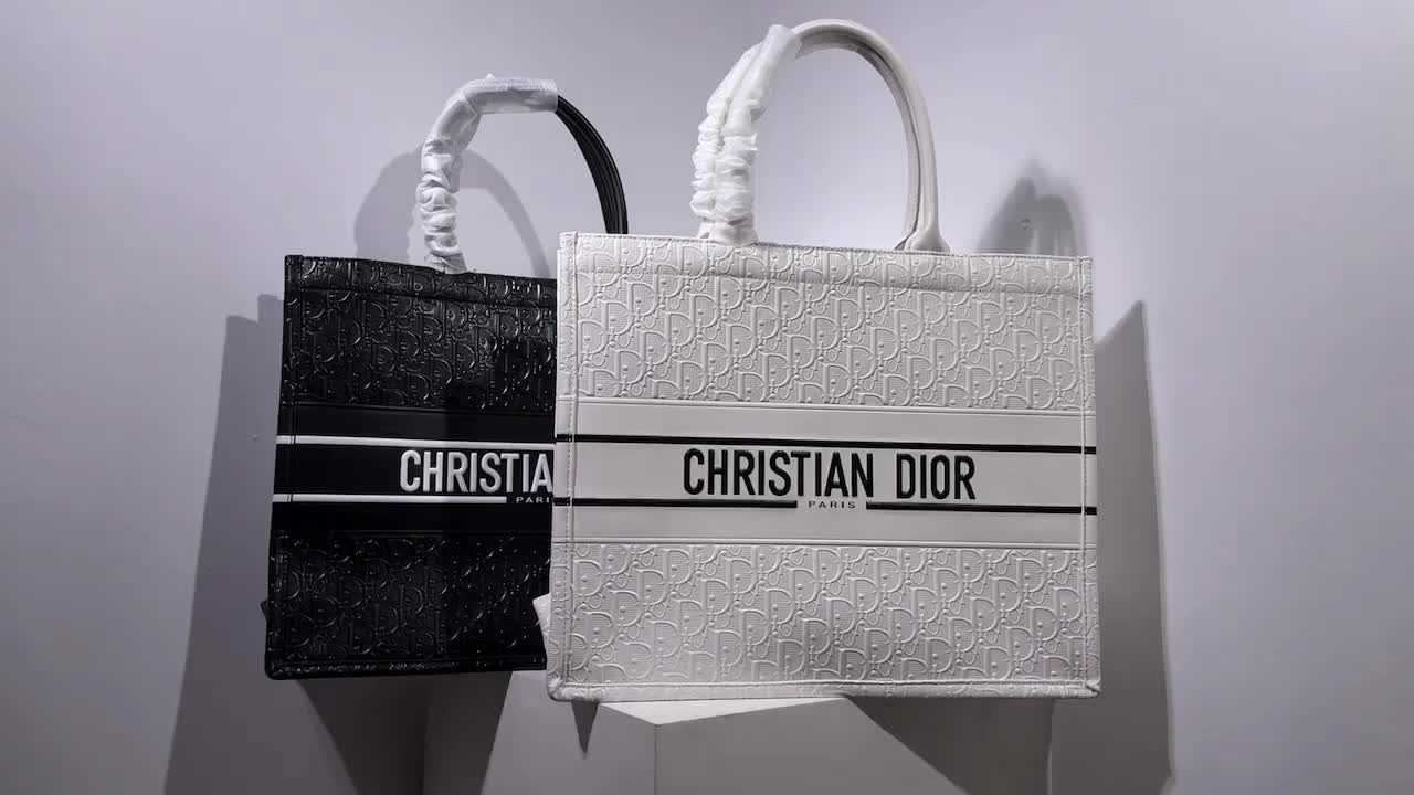 DiorBag-(4A)-Book Tote- Code: LB8187