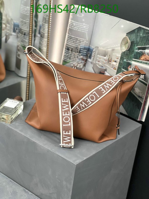 Loewe Bag-(4A)-Diagonal- Code: RB8250 $ 220USD