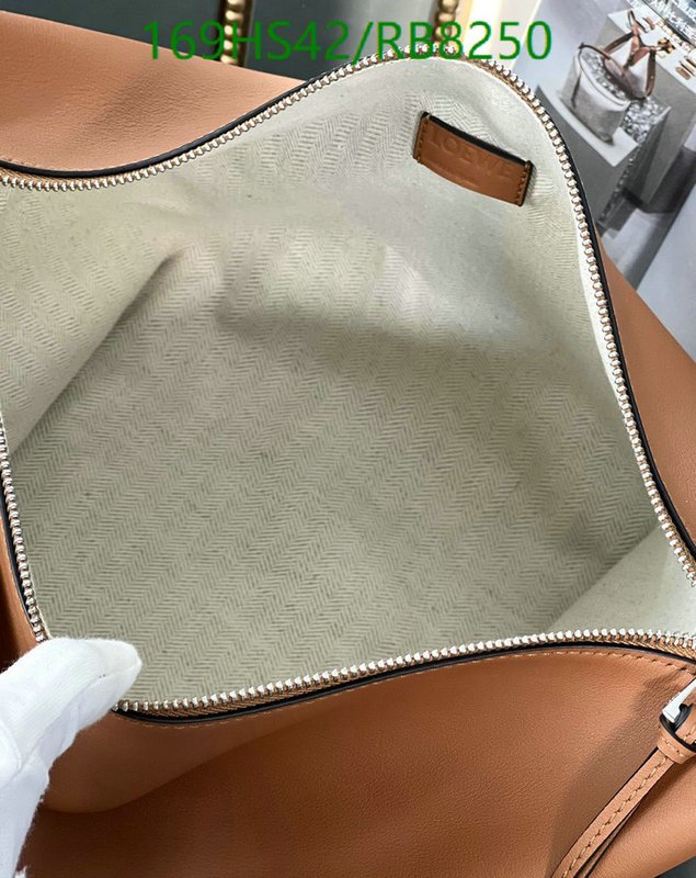 Loewe Bag-(4A)-Diagonal- Code: RB8250 $ 220USD