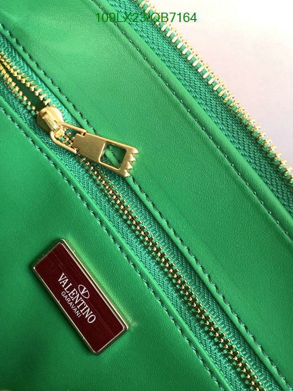 Valentino Bag-(4A)-Handbag- Code: QB7164 $ 142USD